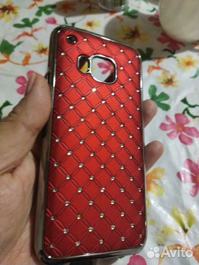 Чехлы для телефона новые, отдам