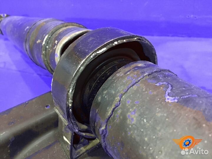 Карданный вал задний Land Rover Range Rover Evoque