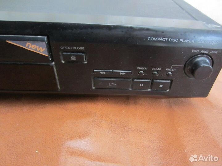 CD проигрыватель Sony CDP-XE200