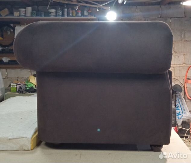 Диван двухместный новый
