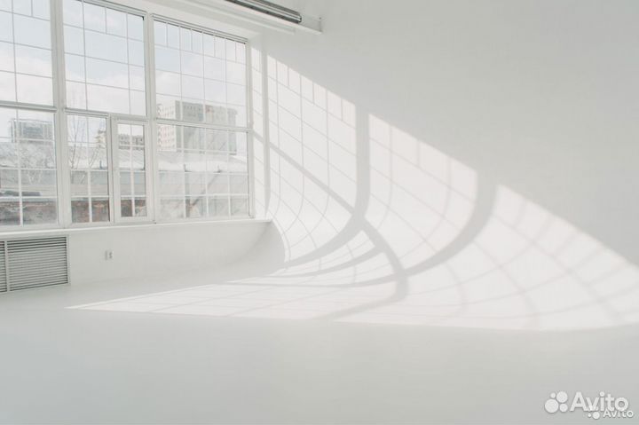 Рабочий в фотостудию