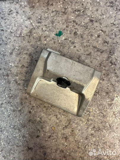 Камера переднего вида Kia Sorento 4