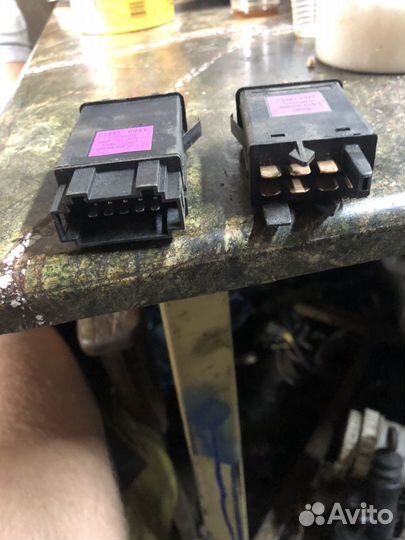 Кнопки аварийка на А-6. 2000г