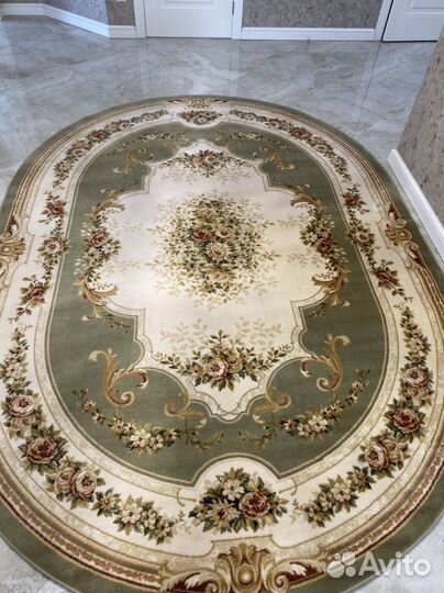 Ковер шерстяной