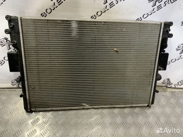 Радиатор охлаждения для Iveco Daily (99)