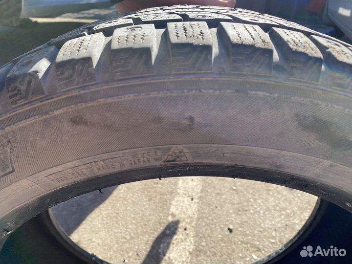 Dunlop SP Winter Ice 01 225/50 R17 98T