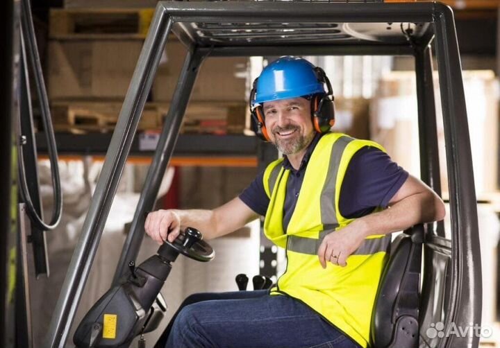 Водитель вилочного погрузчика