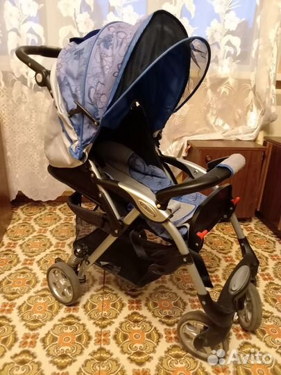 Прогулочная коляска
