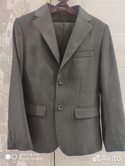 Школьный костюм