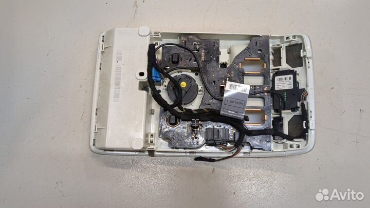 Фонарь салона Audi Q5