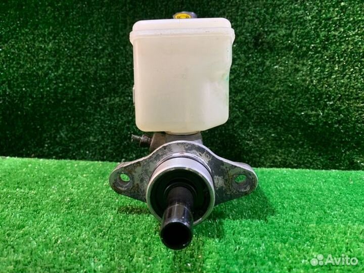 Главный тормозной цилиндр Toyota Probox NCP55