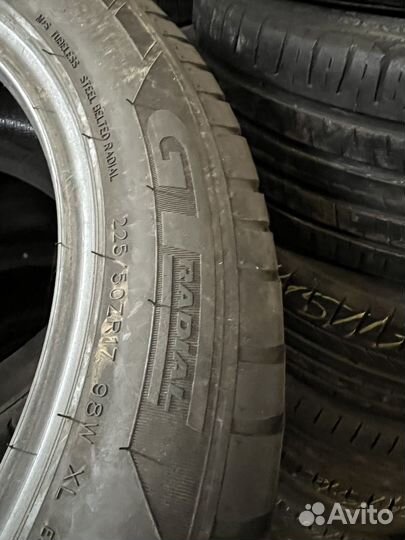 GT Radial Champiro UHP1 225/50 R17