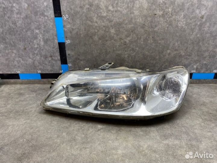 Фара передняя левая Peugeot 306 универсал 1.6 I