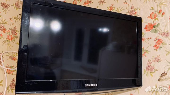 Телевизор Samsung LE26C454E3W