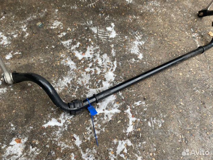 Стабилизатор передний Audi A8 D4/4H 2012 4H0411309