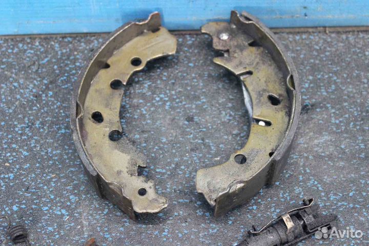 Механизм стояночного тормоза Ford Fusion (Форд Фью