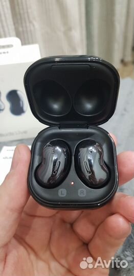 Наушники беспроводные Samsung Galaxy Buds Live