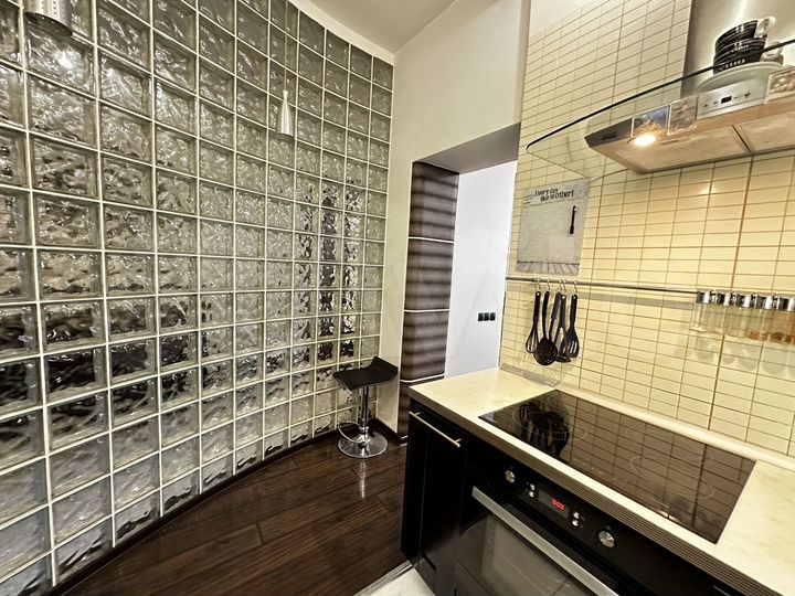 Коттедж 254 м² на участке 2 сот.