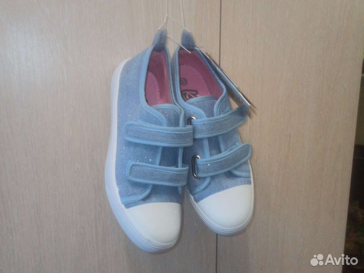 Кеды для девочки новые 33 размер