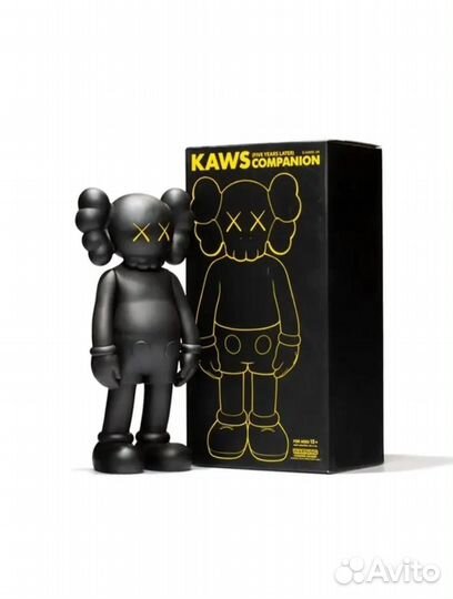 Фигурки Kaws