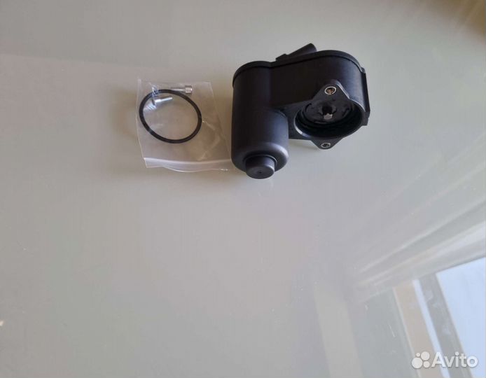 Моторчик ручника VW Passat B6 B7 Tiguan Новый