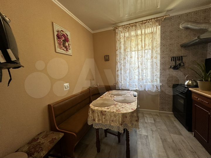 2-к. квартира, 63 м², 3/9 эт.