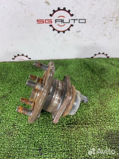 Ступица задняя Toyota Celica ZZT231 2ZZ-GE 2002