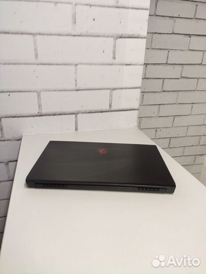 Top Laptop Игровой ноутбук MSI i5 +1660Ti