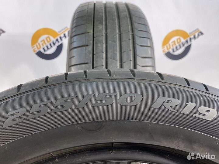 Pirelli P Zero PZ4 255/50 R19 107V