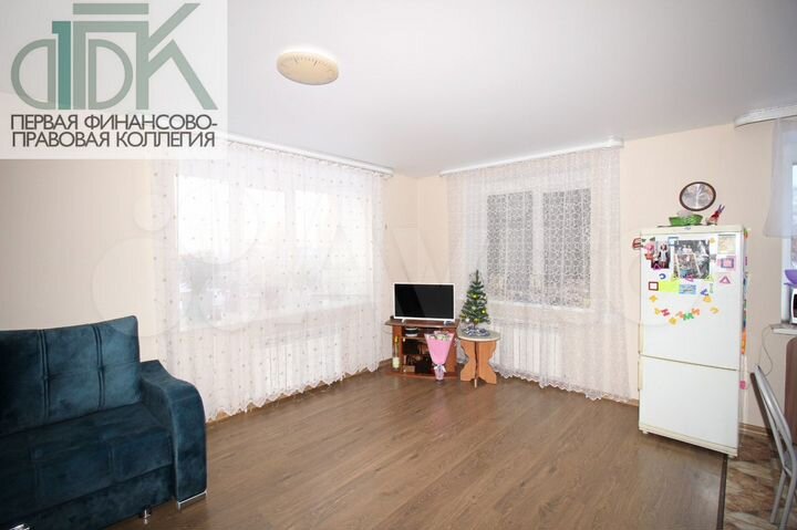 2-к. квартира, 56 м², 1/3 эт.