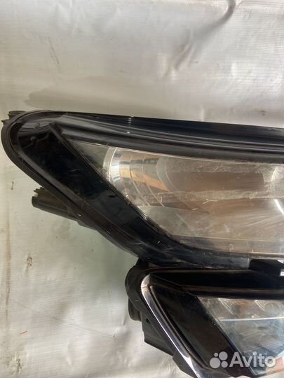 Передняя правая фара Skoda Kodiaq