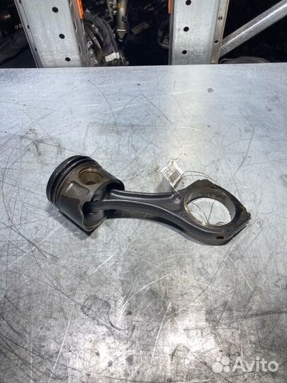 Поршень Mercedes S-Class W222 OM642 3.0 CDI 2014