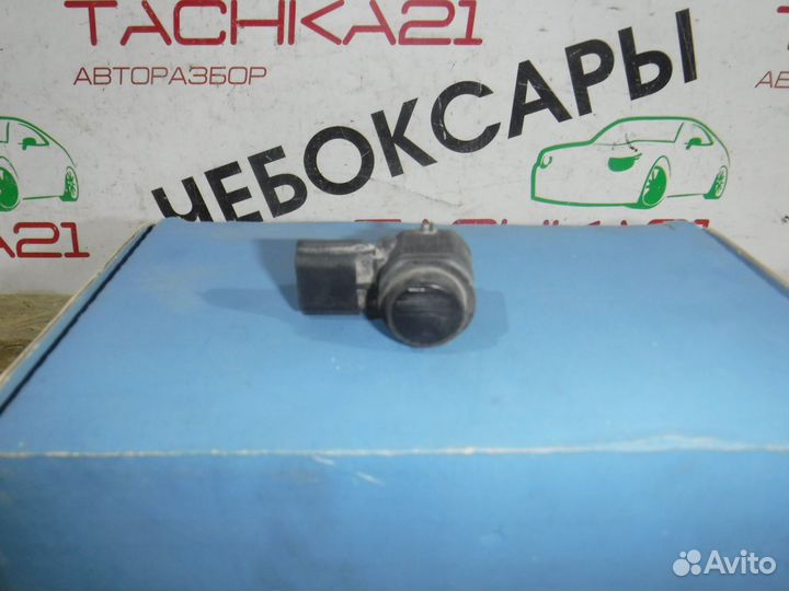Датчик парковки LADA Renault Nissan 253A42318R