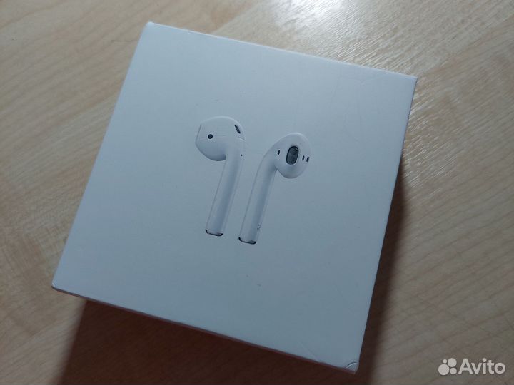 Apple AirPods 2