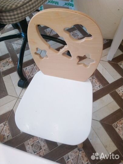 Детский стол и стул