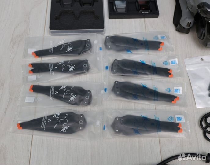 DJI AIR 3 Fly More Combo RC-2 (fcc+5.8)