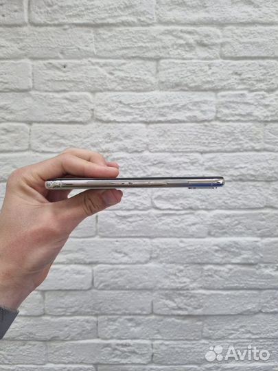 iPhone X, 256 ГБ