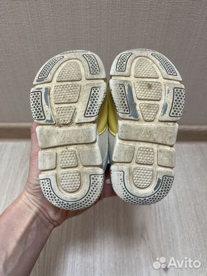 Кроссовки tombi 23