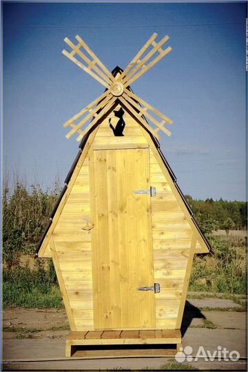 Уличный туалет деревянный FRU