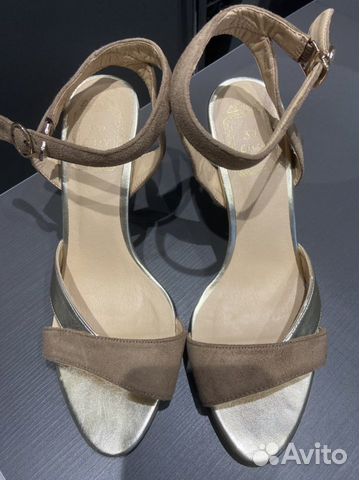 Босоножки женские новые