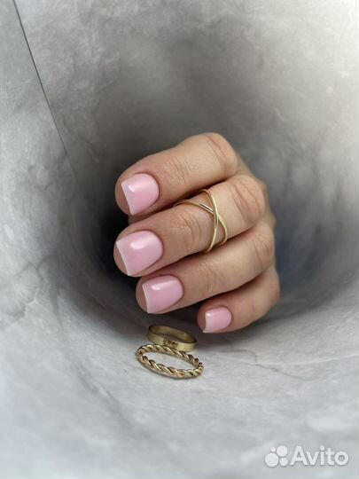 Маникюр педикюр