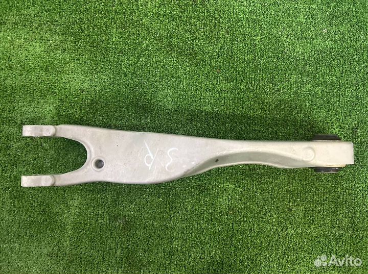 Рычаг подвески задний правый Mercedes-Benz