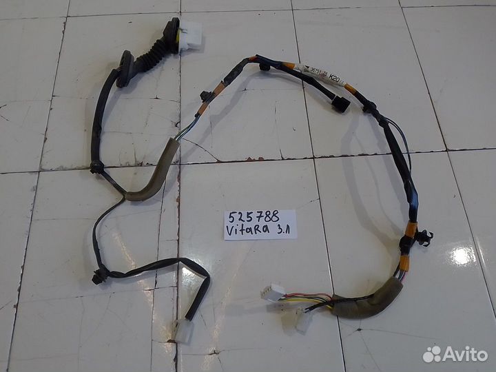 Электропроводка двери задняя (Suzuki Vitara)