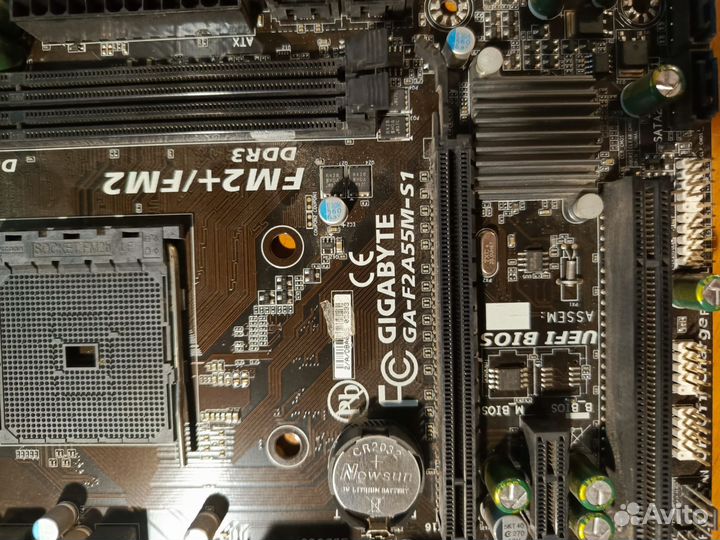 Материнская плата