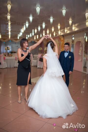 Ведущая +диджей