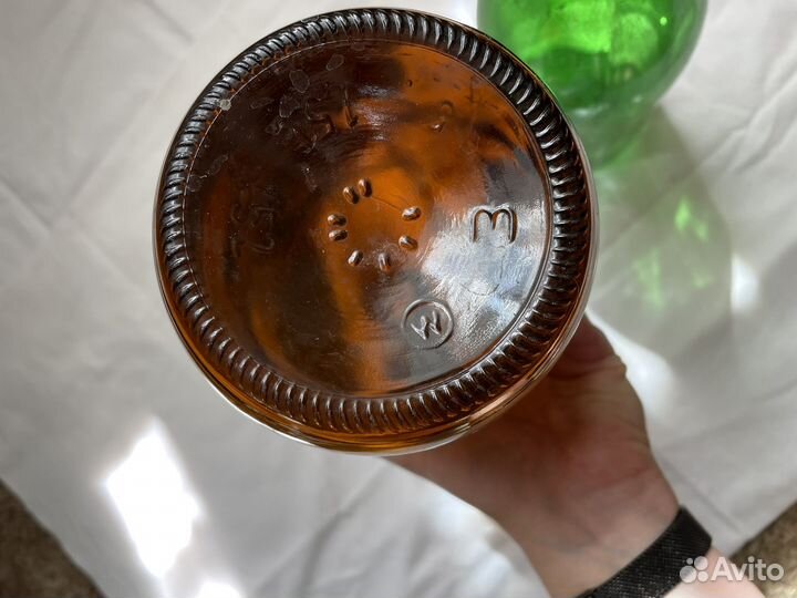 Бутылки стеклянные 1,5 л