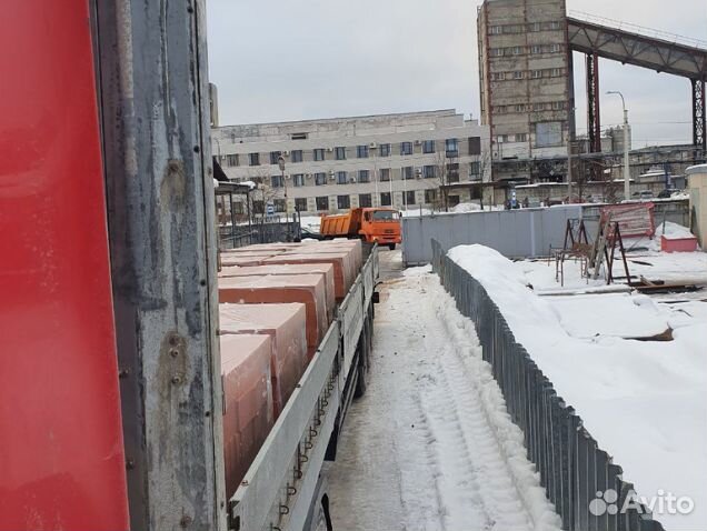 Кирпич
