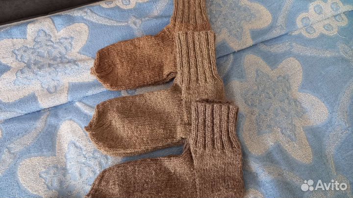 Носки и следки из шерсти