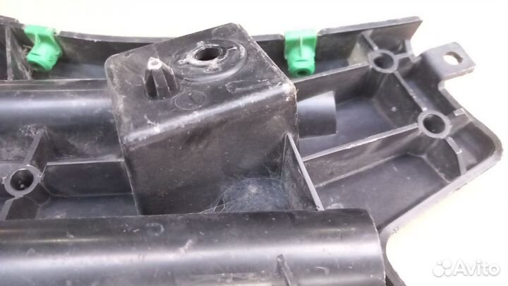 Кронштейн бампера переднего Volvo S60 2 правый