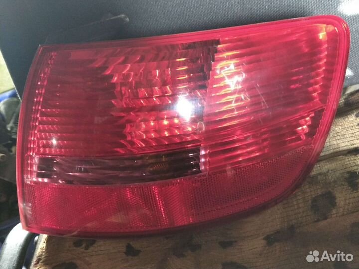 Задние фонари Ауди А6 С6 универсал